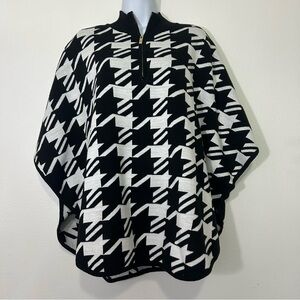 NWT Anne Klein Ladies Medium Black/White Poncho